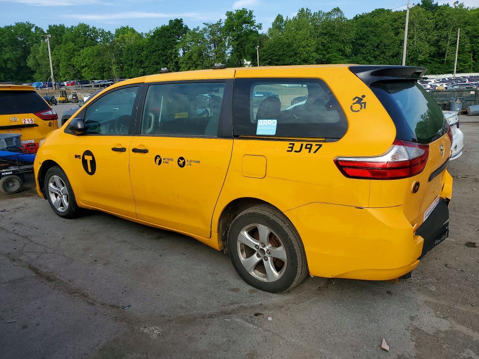 Photo 2 from auction – 2016 TOYOTA SIENNA with VIN 5TDZK3DC2GS718146