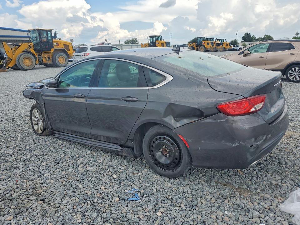 Photo 2 from auction – 2015 CHRYSLER 200 with VIN 1C3CCCCG5FN581557