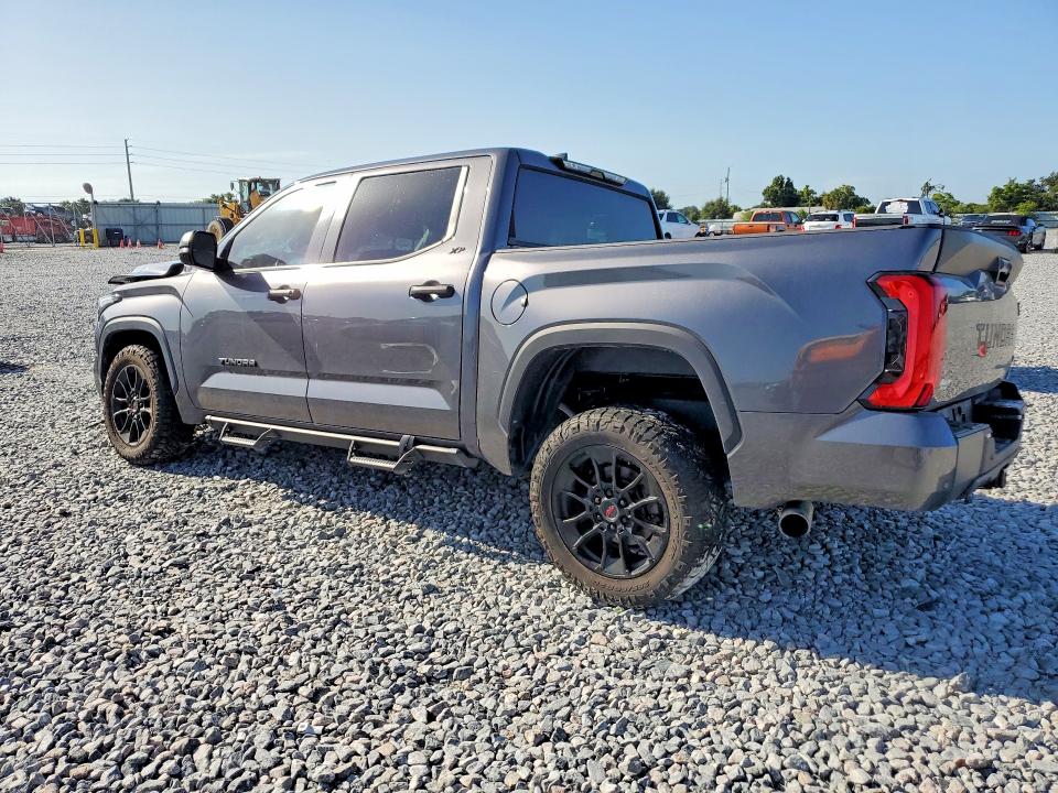 Photo 2 from auction – 2024 TOYOTA TUNDRA with VIN 5TFLA5AB9RX033266