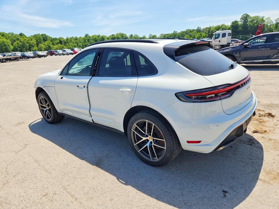 Photo 2 from auction – 2023 PORSCHE MACAN with VIN WP1AA2A5XPLB14537