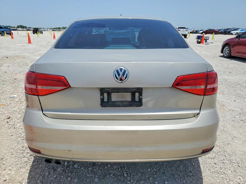 Photo 6 from auction – 2015 VOLKSWAGEN JETTA with VIN 3VW2K7AJ3FM255537