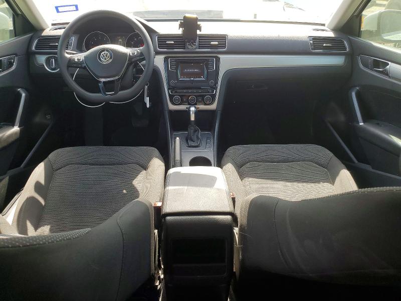 Photo 8 from auction – 2017 VOLKSWAGEN PASSAT with VIN 1VWAT7A33HC085632