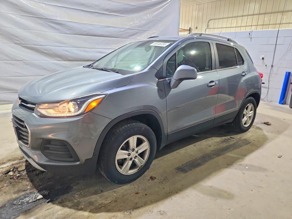 CHEVROLET TRAX 2019 with VIN KL7CJPSB4KB896194 - Photo from auction