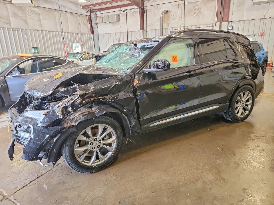 Photo 1 from auction – 2022 FORD EXPLORER with VIN 1FMSK8DH2NGB32415