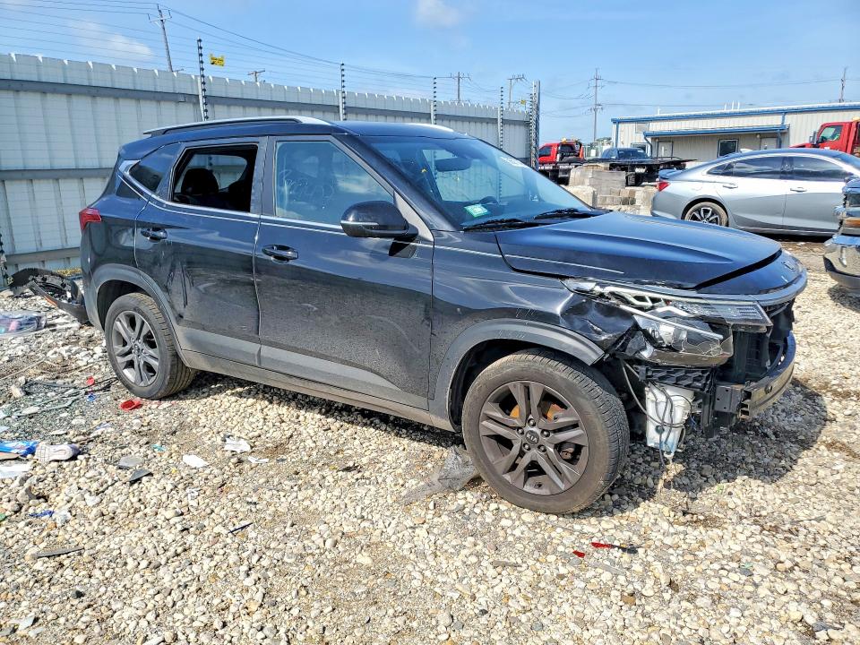 Photo 4 from auction – 2021 KIA SELTOS with VIN KNDEU2AA6M7049780