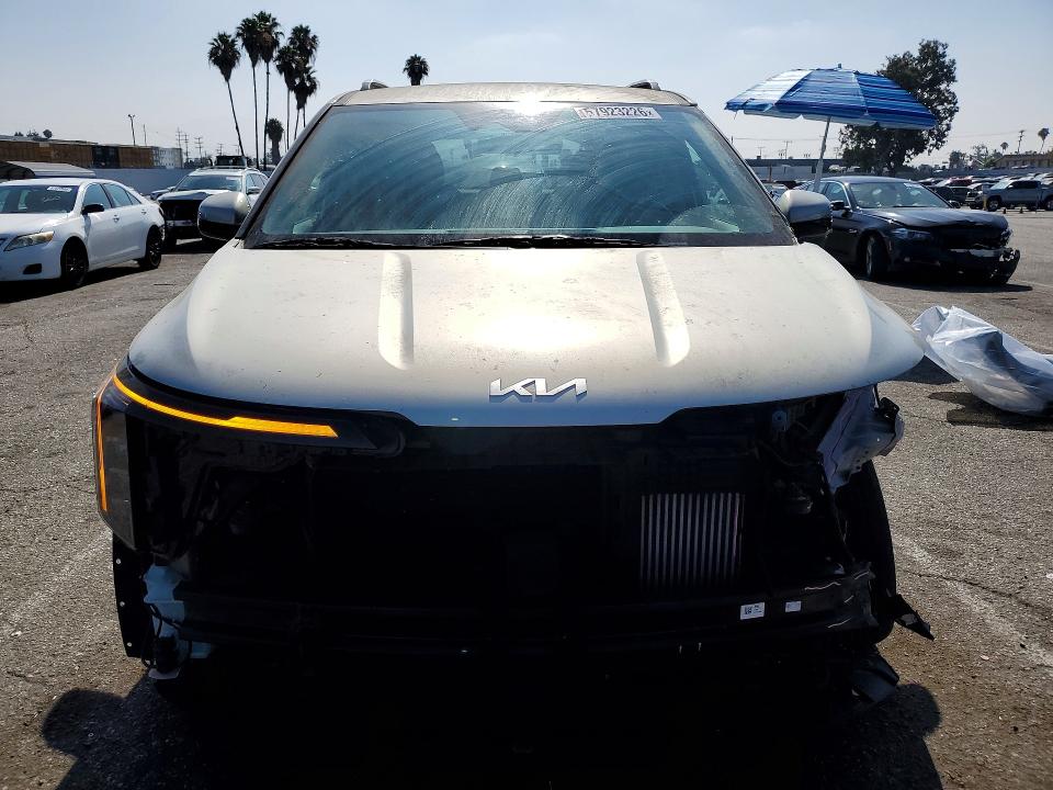 Photo 5 from auction – 2025 KIA CARNIVAL with VIN KNDNC5KA9S6037676