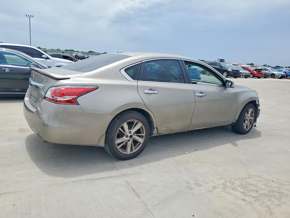 Photo 3 from auction – 2015 NISSAN ALTIMA with VIN 1N4AL3AP1FC201282
