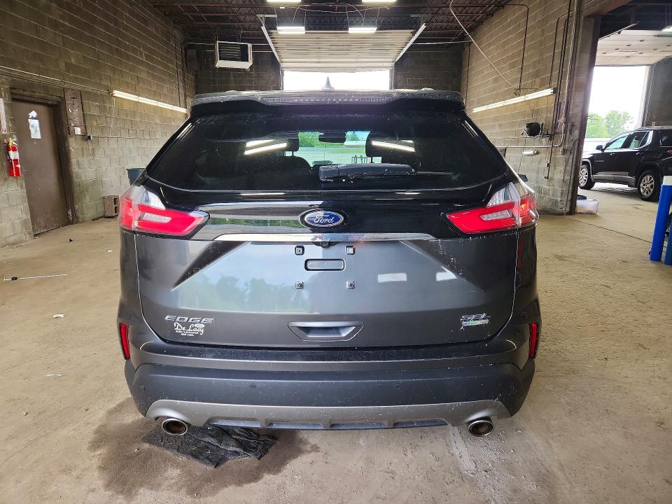 Photo 6 from auction – 2019 FORD EDGE with VIN 2FMPK4J91KBC45318
