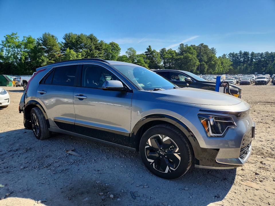 Photo 4 from auction – 2025 KIA NIRO with VIN KNDCR3L19S5134696