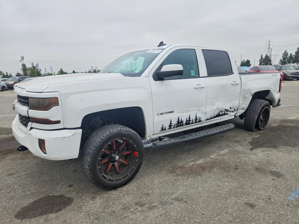 2017 CHEVROLET SILVERADO - Търг №58036376