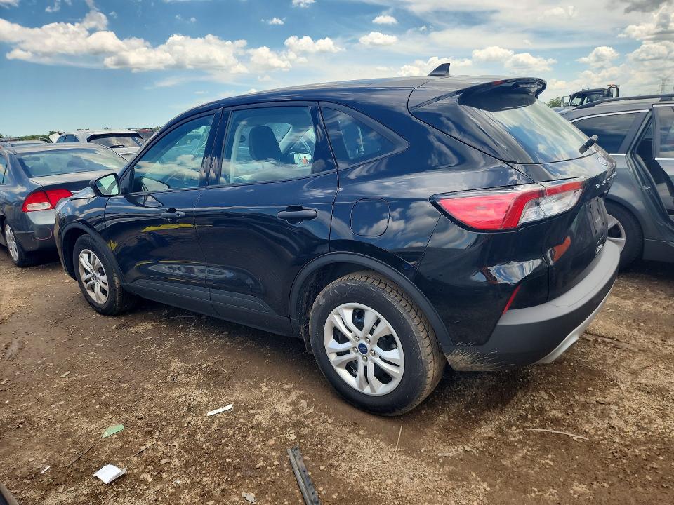 Photo 2 from auction – 2021 FORD ESCAPE with VIN 1FMCU0F68MUA02974