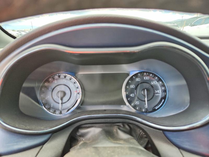 Снимка 9 от търг – 2015 CHRYSLER 200 с VIN 1C3CCCBG8FN707010
