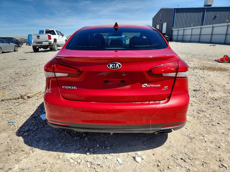 Photo 6 from auction – 2018 KIA FORTE with VIN 3KPFL4A76JE171249