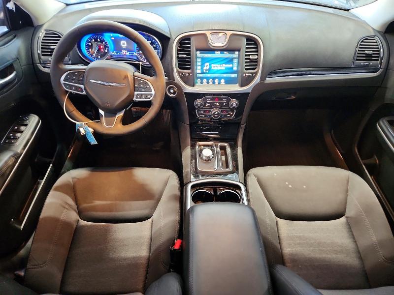 Photo 8 from auction – 2023 CHRYSLER 300 with VIN 2C3CCAAGXPH676911