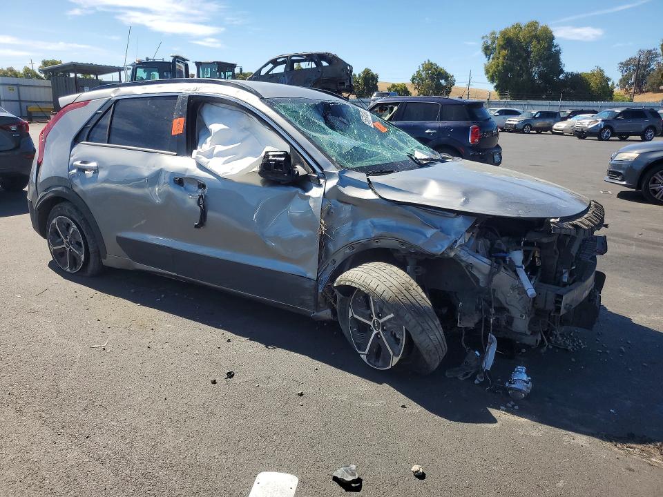 Photo 4 from auction – 2023 KIA NIRO with VIN KNDCR3LE5P5084244
