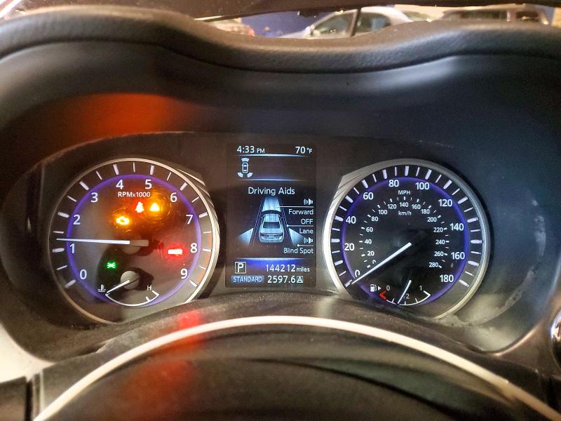 Photo 9 from auction – 2015 INFINITI Q50 with VIN JN1BV7AR0FM390280