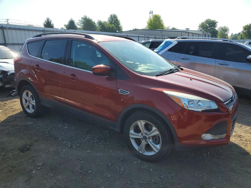 Photo 4 from auction – 2015 FORD ESCAPE with VIN 1FMCU9GXXFUA65976