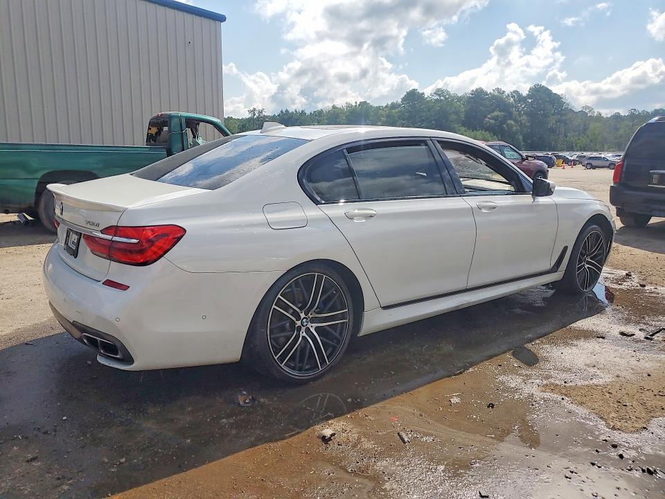 Photo 3 from auction – 2016 BMW 750 with VIN WBA7F0C59GGL99171