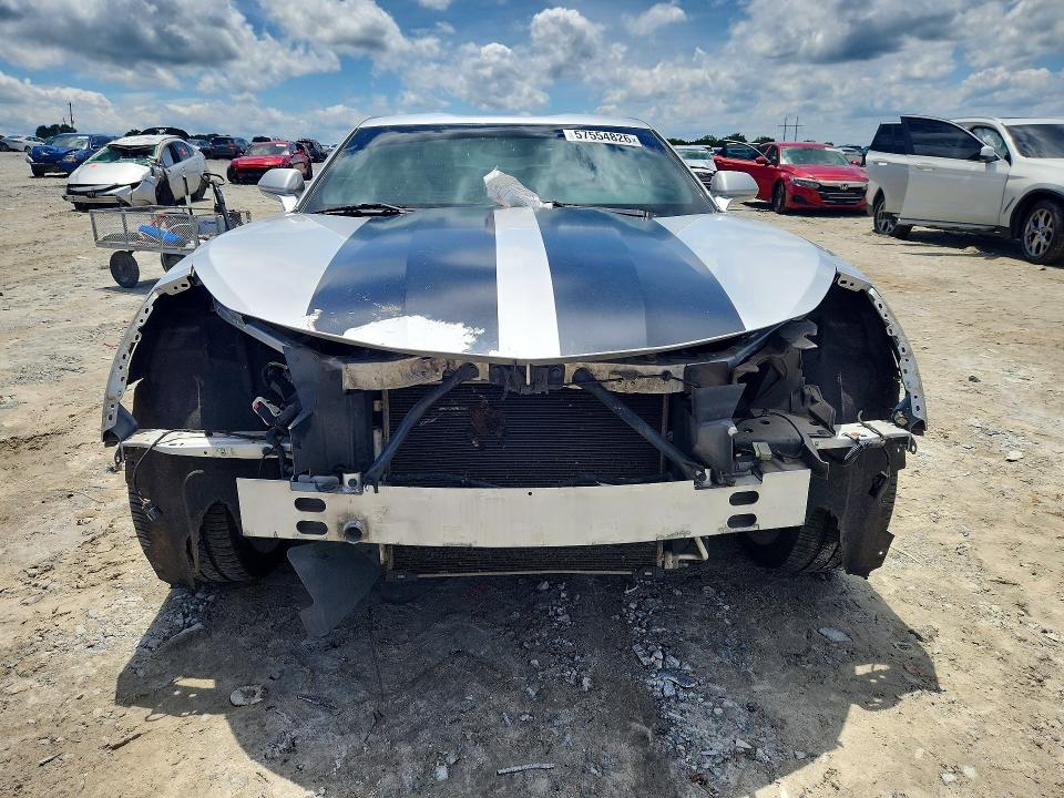 Photo 5 from auction – 2018 CHEVROLET CAMARO with VIN 1G1FB1RX0J0122426