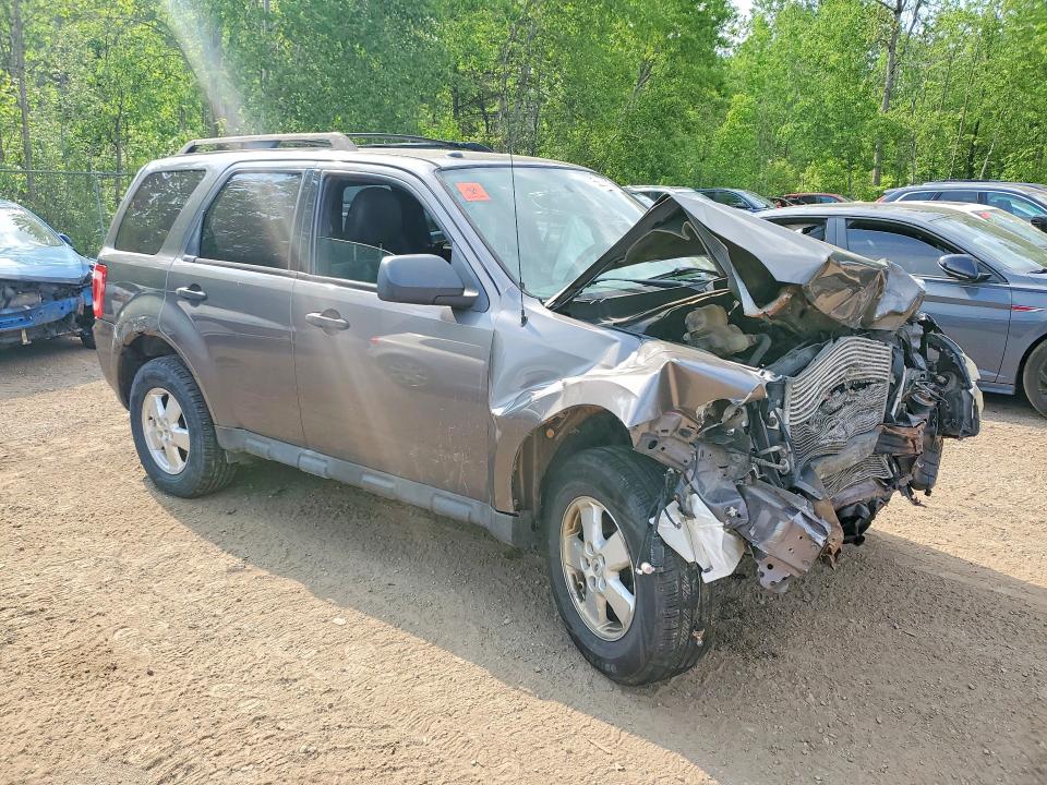 Photo 4 from auction – 2010 FORD ESCAPE with VIN 1FMCU0D72AKB24538