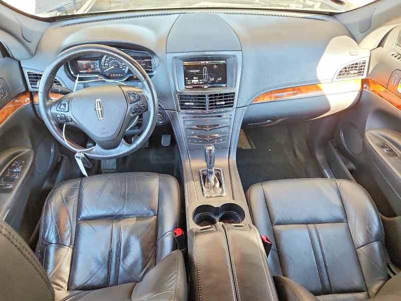 Photo 8 from auction – 2014 LINCOLN MKT with VIN 2LMHJ5NK8EBL59142