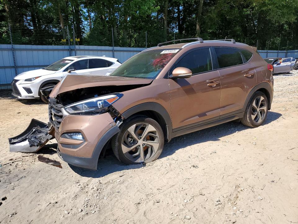 HYUNDAI TUCSON 2016 with VIN KM8J33A22GU251176 - Photo from auction