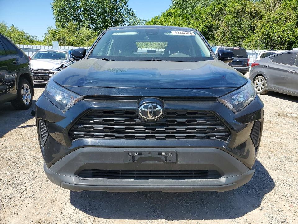 Photo 5 from auction – 2022 TOYOTA RAV4 with VIN 2T3B1RFV8NC303240