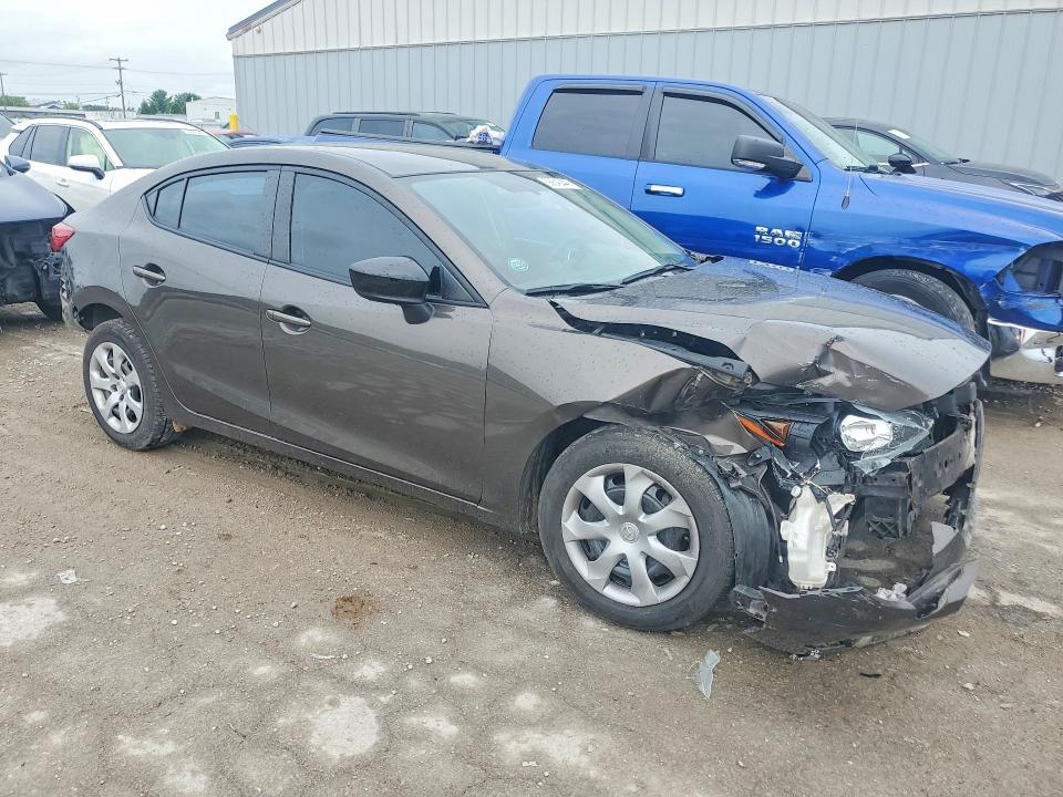 Photo 4 from auction – 2015 MAZDA MAZDA 3 with VIN JM1BM1T76F1250406