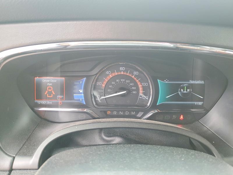 Photo 9 from auction – 2017 LINCOLN NAVIGATOR with VIN 5LMJJ2JT8HEL07994