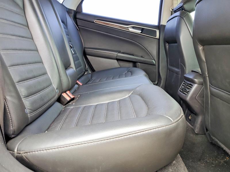 Photo 10 from auction – 2016 FORD FUSION with VIN 3FA6P0H97GR198228