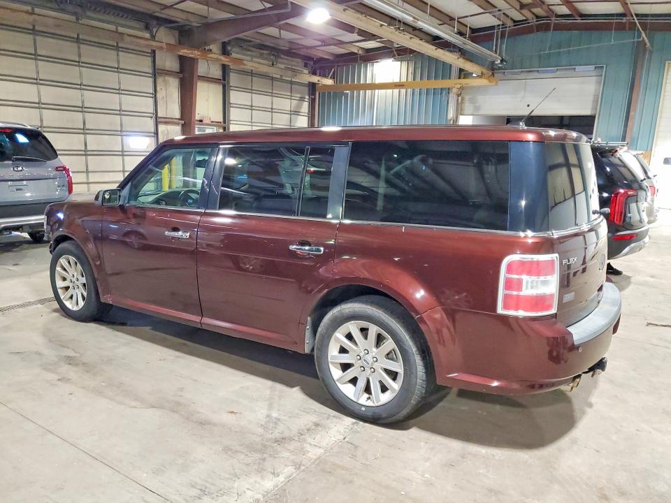 Photo 2 from auction – 2010 FORD FLEX with VIN 2FMHK6CC3ABA70769