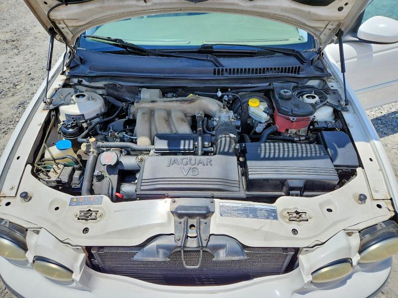 Photo 11 from auction – 2004 JAGUAR X-TYPE with VIN SAJEA51C84WD77899