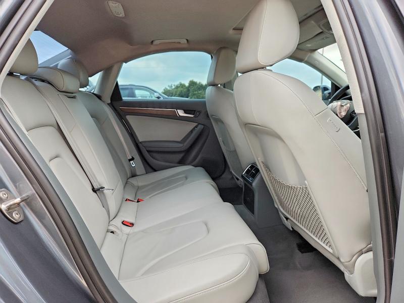 صورة رقم 10 من المزاد - 2015 AUDI A4 مع VIN WAUFFAFL9FN035581