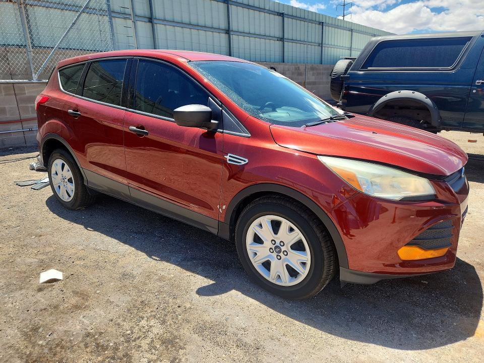 Photo 4 from auction – 2014 FORD ESCAPE with VIN 1FMCU0F78EUC21766