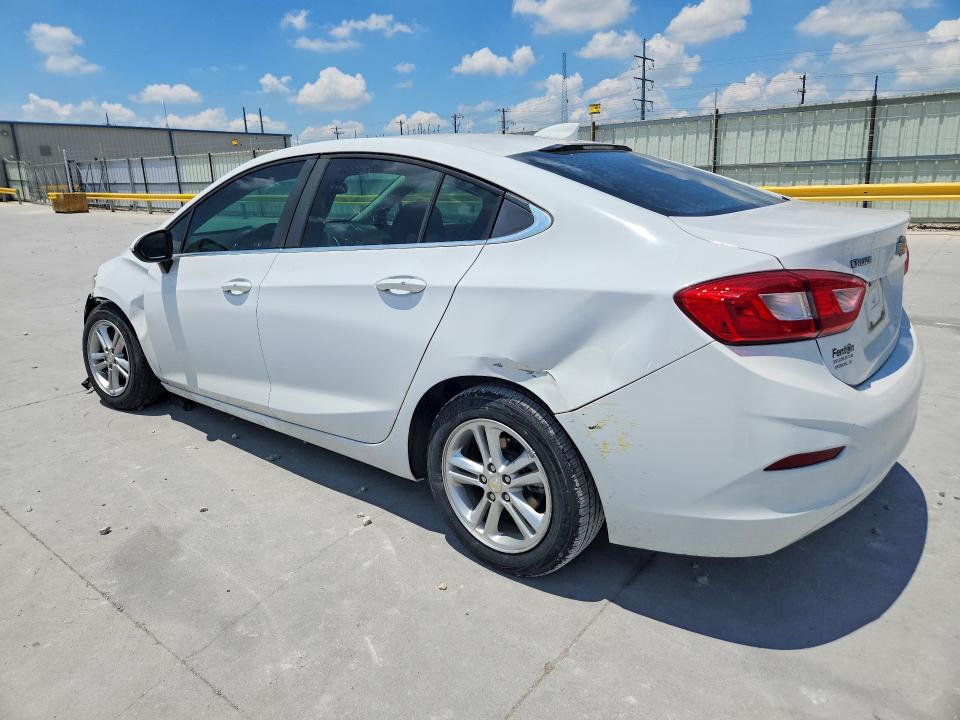Photo 2 from auction – 2018 CHEVROLET CRUZE with VIN 1G1BE5SM0J7242554