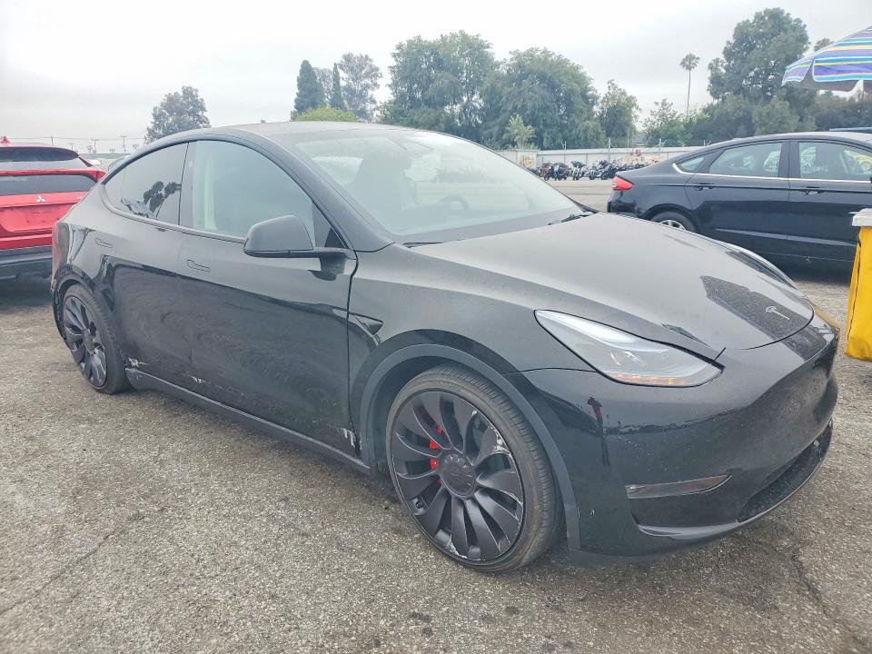 Photo 4 from auction – 2024 TESLA MODEL Y with VIN 7SAYGDEF6RF182274