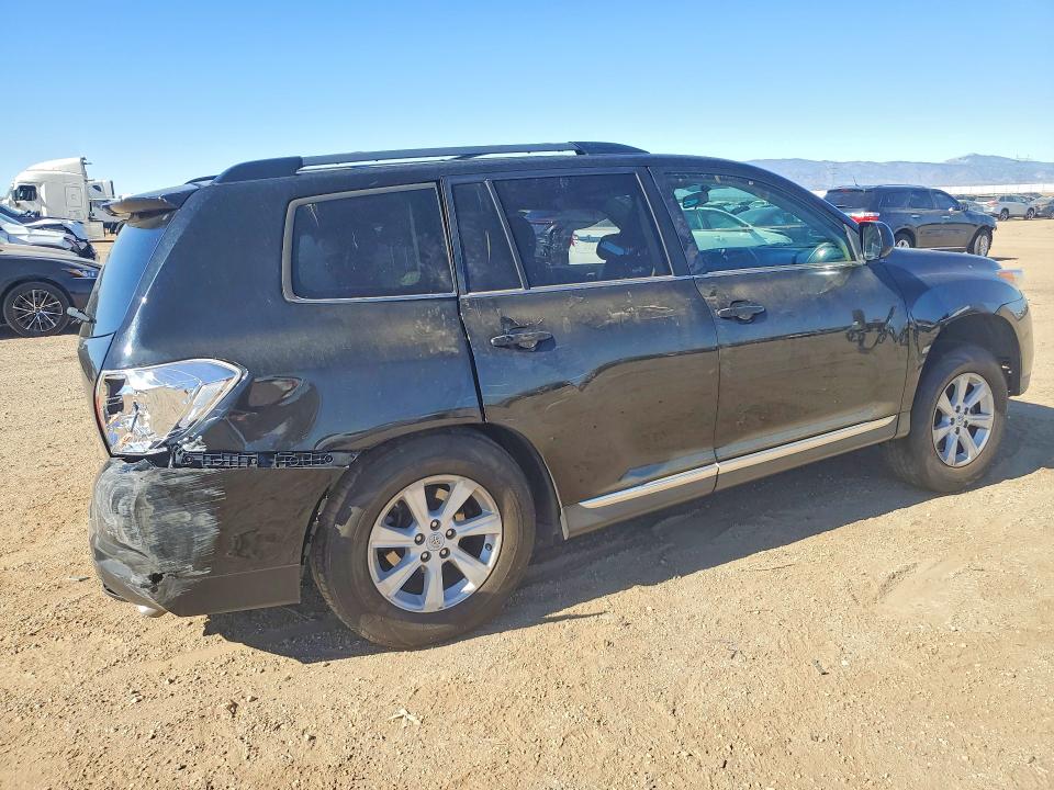 Foto 3 de la subasta – 2012 TOYOTA HIGHLANDER con VIN 5TDZK3EH5CS056213
