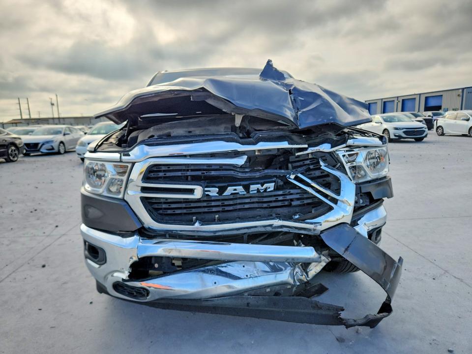 Photo 5 from auction – 2020 RAM 1500 with VIN 1C6RREFT8LN303716