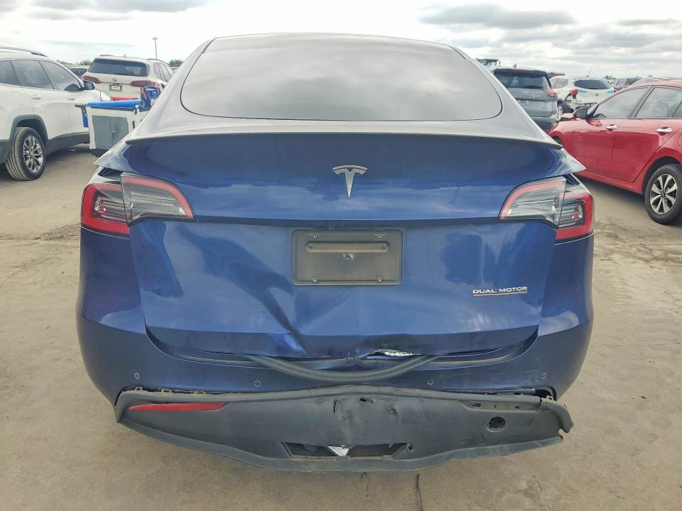 Снимка 6 от търг – 2022 TESLA MODEL Y с VIN 7SAYGDEF6NF387975