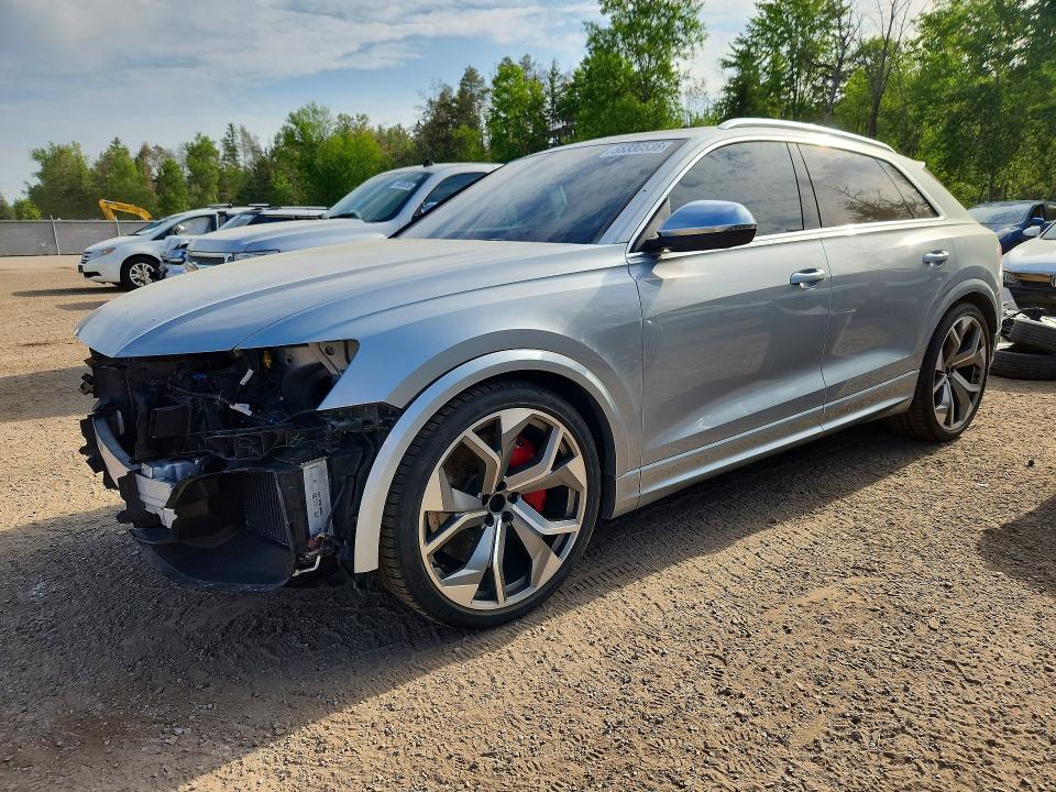 2023 AUDI RS Q8