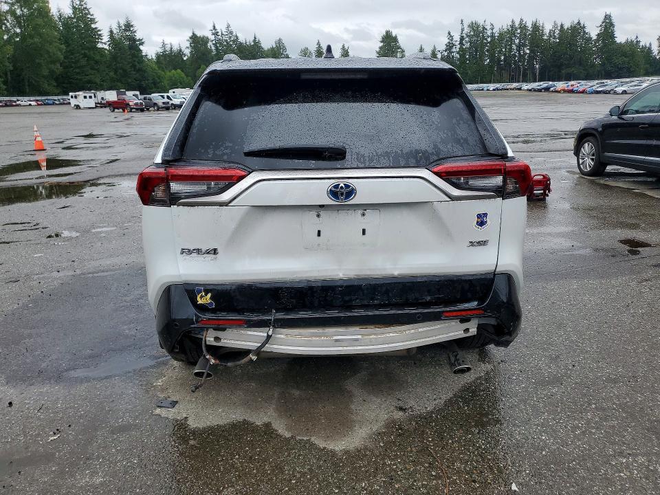 Photo 6 from auction – 2023 TOYOTA RAV4 PRIME with VIN JTMFB3FV1PD143163