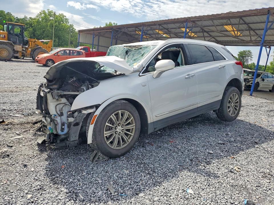 CADILLAC XT5 2018 with VIN 1GYKNCRS2JZ140929 - Photo from auction