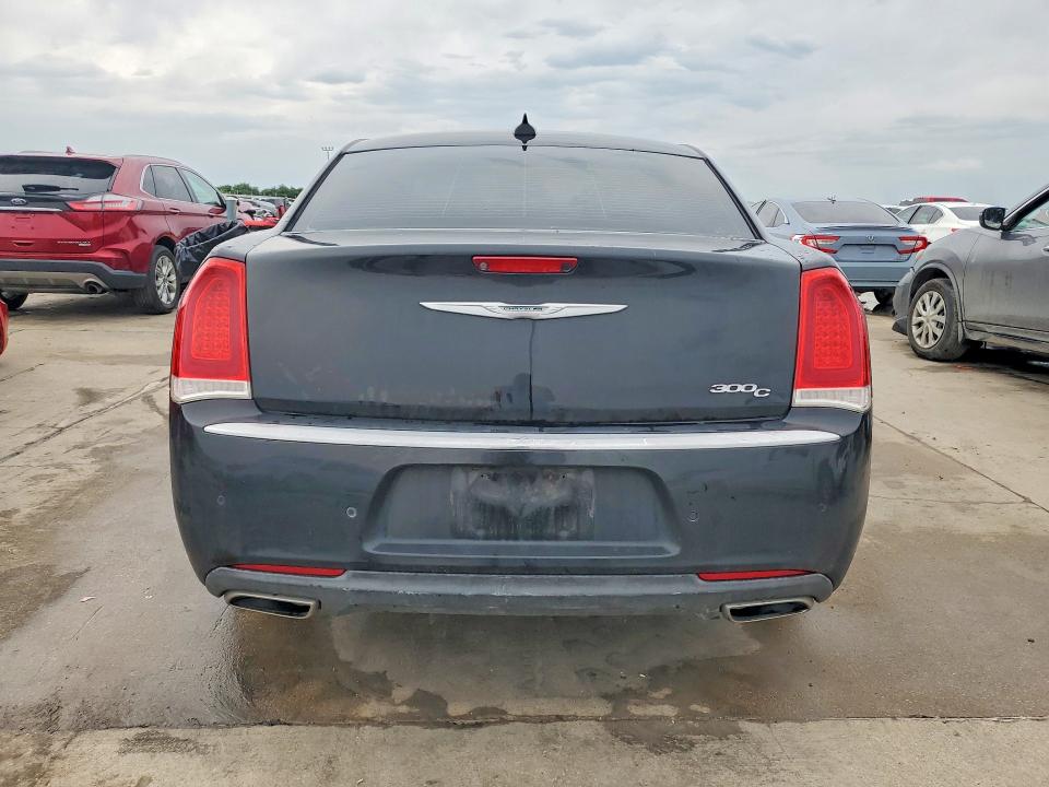 Photo 6 from auction – 2015 CHRYSLER 300C with VIN 2C3CCAET6FH780706