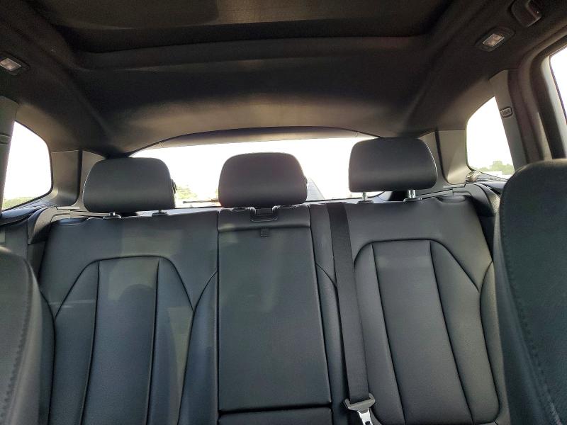 Photo 10 from auction – 2018 BMW X3 with VIN 5UXTR9C55JLD63751