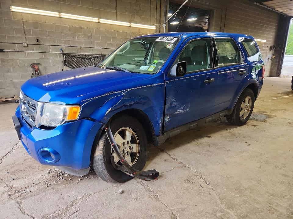FORD ESCAPE 2011 with VIN 1FMCU0C77BKB72202 - Photo from auction