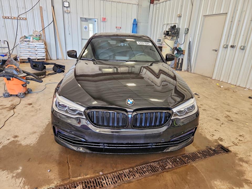 Foto 5 de la subasta – 2017 BMW 540 con VIN WBAJE7C31HG888522