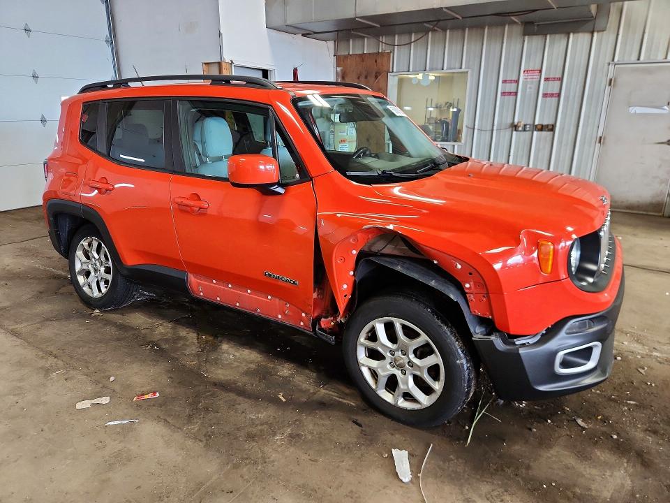 Снимка 4 от търг – 2016 JEEP RENEGADE с VIN ZACCJBBT9GPC69423