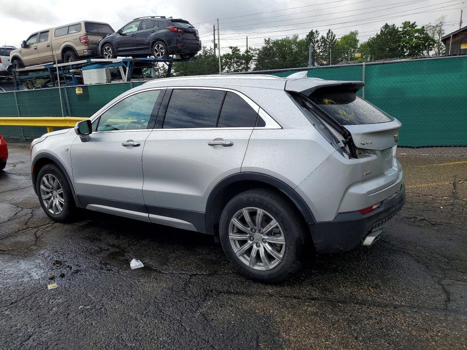 Photo 2 from auction – 2022 CADILLAC XT4 with VIN 1GYFZDR48NF136193