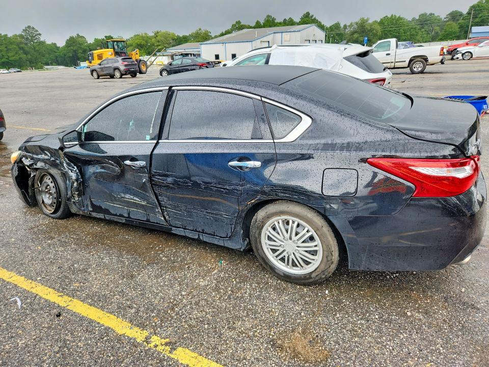 صورة رقم 2 من المزاد - 2016 NISSAN ALTIMA مع VIN 1N4AL3AP2GN372368