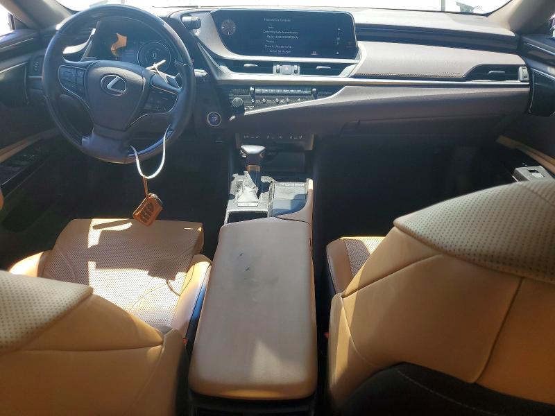Photo 8 from auction – 2019 LEXUS ES with VIN JTHB21B1XK2024780